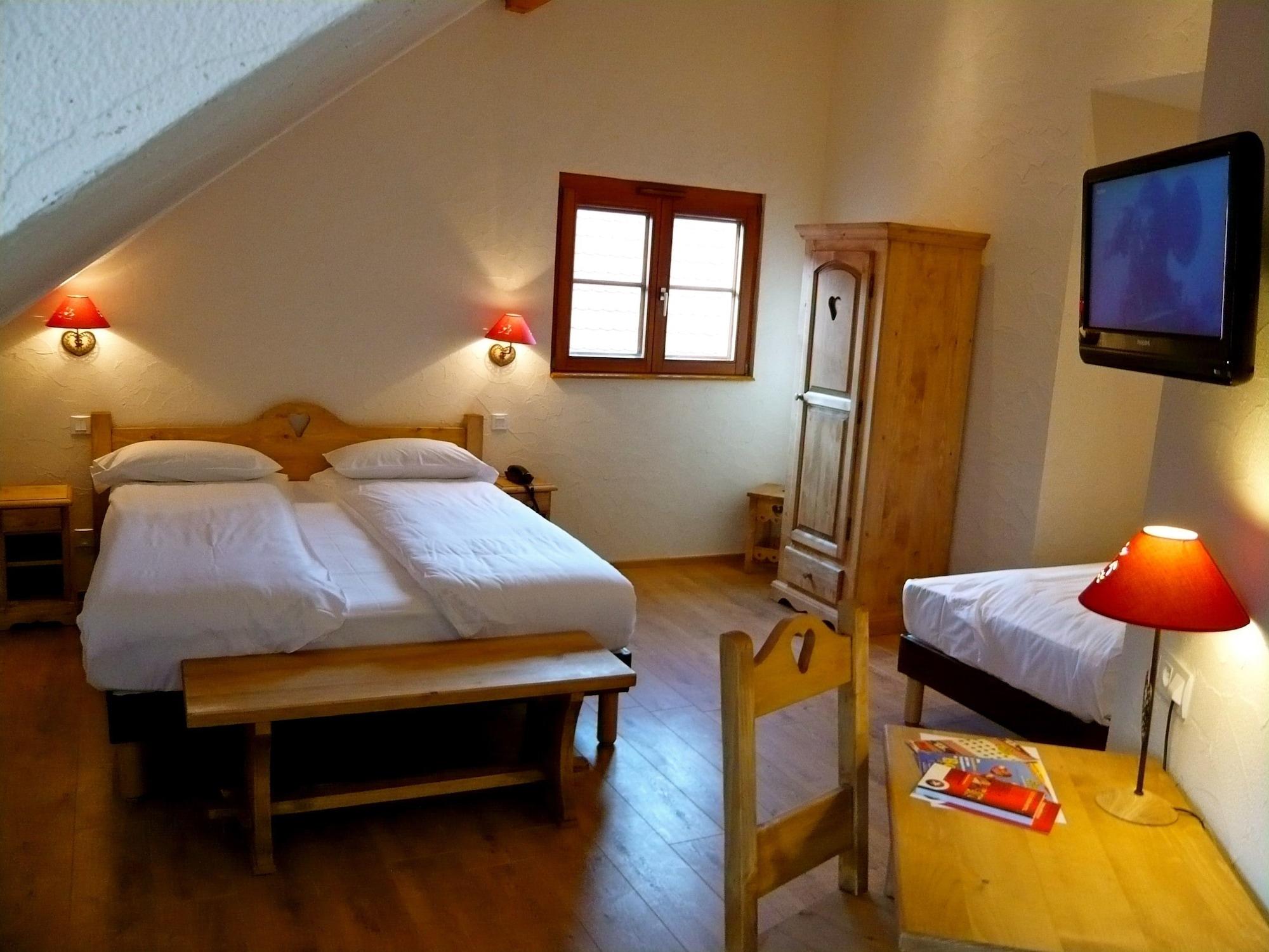 The Originals Boutique, Hotel La Ferme Du Pape, Eguisheim Exterior photo